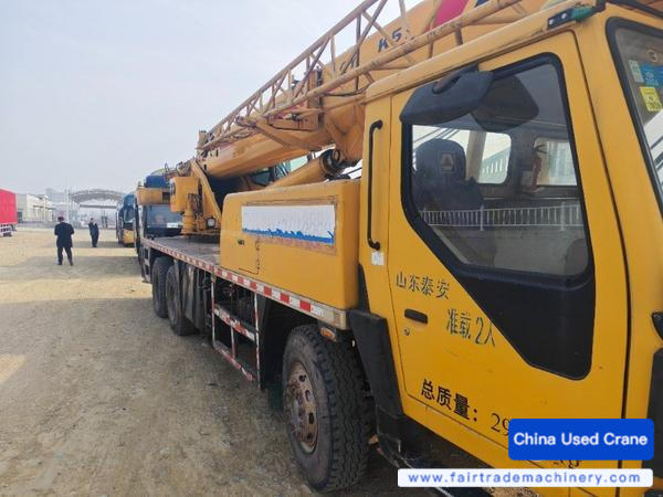 Buy XCMG 20k5 Used Crane / 1